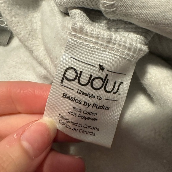 Pudus gray sweatpants with embroidered hearts - Picture 4 of 6